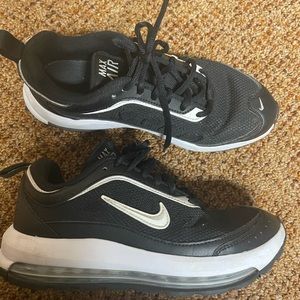 Nike Air Max Black Sneaker